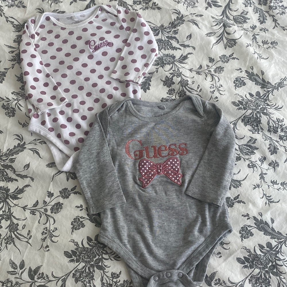 2 bodysuits, guess, 3-6m, long sleeves